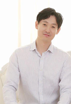 Sungjae Hwang
